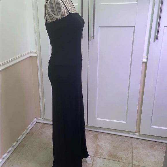 Brand New The Works Saks Fifth Avenue Black Gown. - Picture 6 of 12